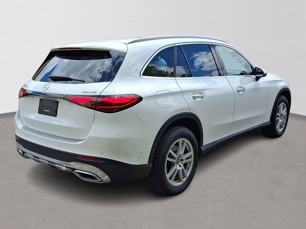 2023 Mercedes-Benz GLC 300 4