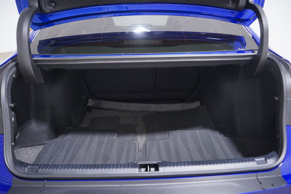 Thumbnail: 2022 Lexus IS - 23