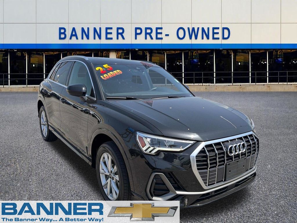 2025 Audi Q3 quattro Premium S Line 45 TFSI