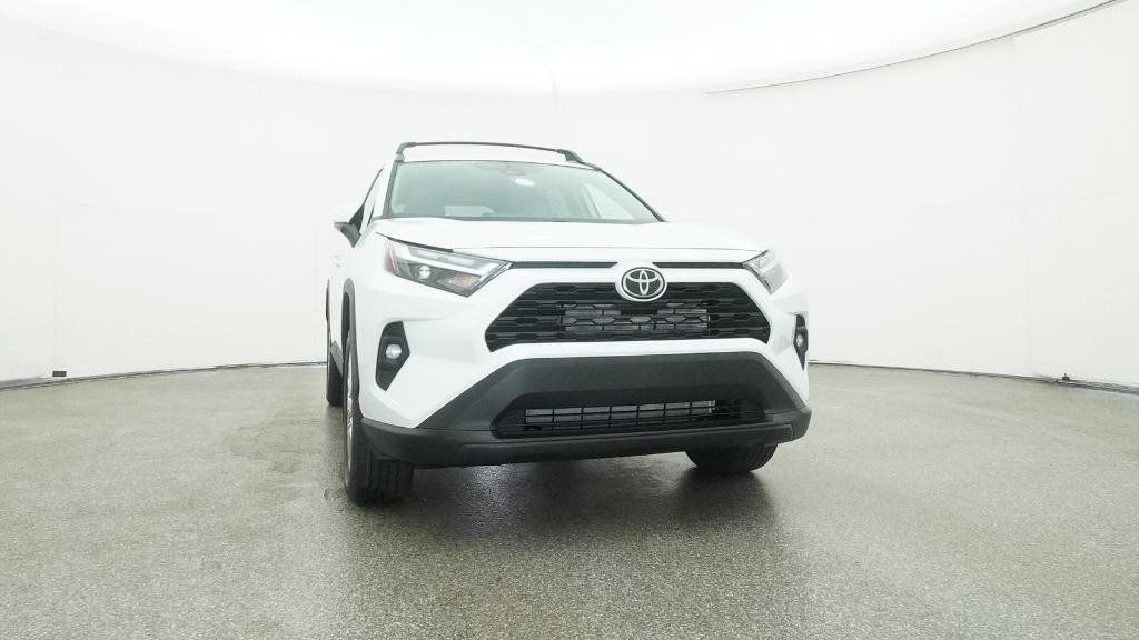 Thumbnail: 2025 Toyota RAV4 - 17