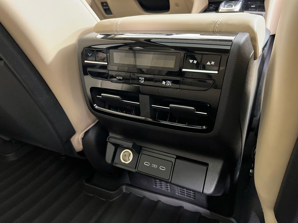 Thumbnail: 2026 Acura MDX - 17