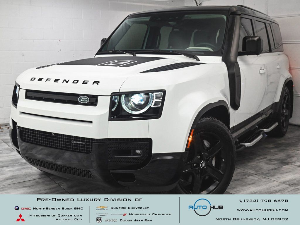 Land Rover Defender 110 X-Dynamic SE AWD