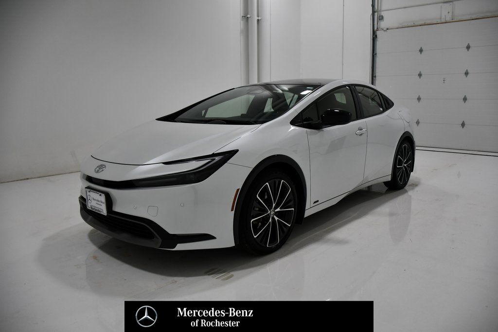 Toyota Prius XLE AWD