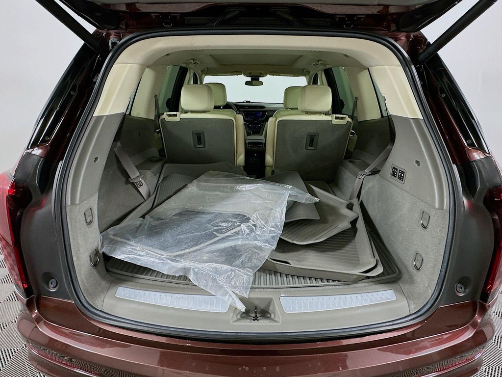 2022 Cadillac XT6 Premium Luxury 26