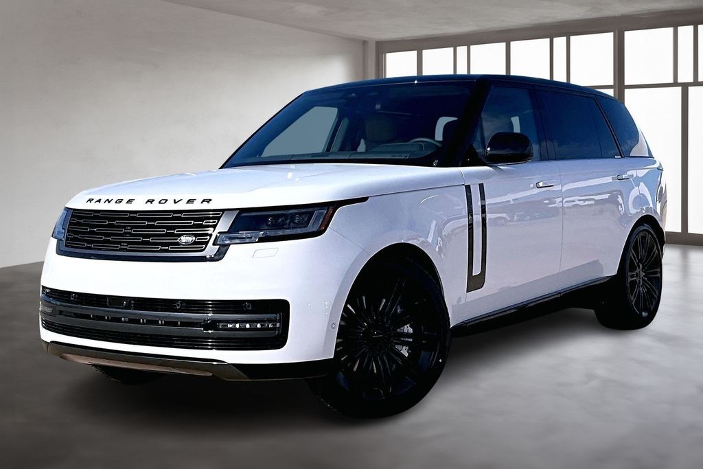 2026 Land Rover Range Rover P530 SE LWB AWD