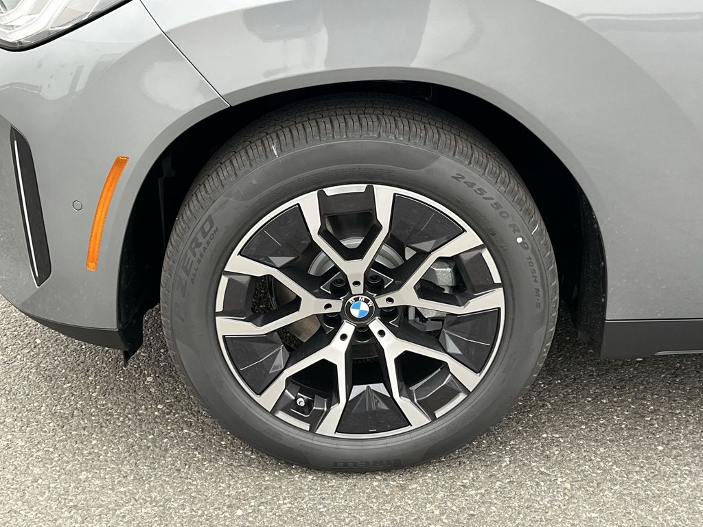 Thumbnail: 2026 BMW X3 - 10