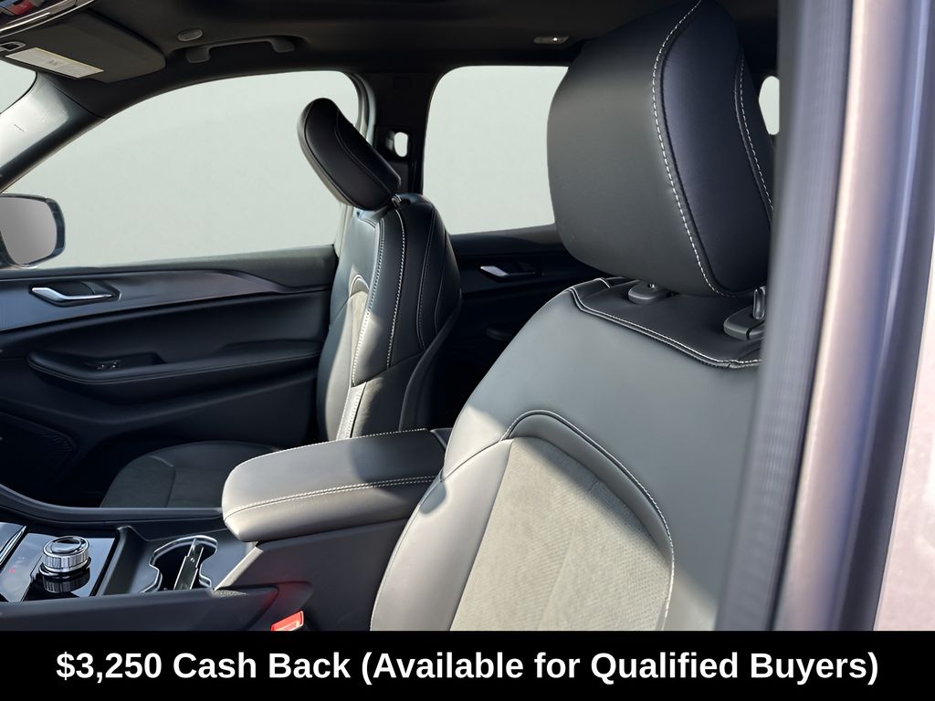 New Car 2025 Jeep Grand Cherokee  For Sale Under $40,000 In Austin, Texas