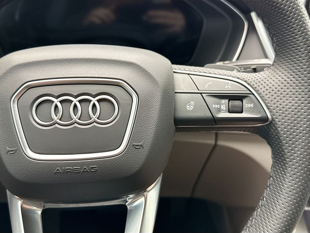 Thumbnail: 2024 Audi Q5 - 12