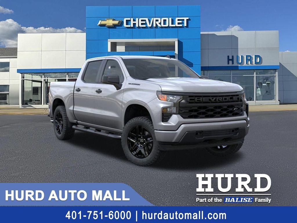 Sterling Gray Metallic 2026 Chevrolet Silverado 1500 Pickup Truck Four-Wheel Drive 8-Speed Automatic