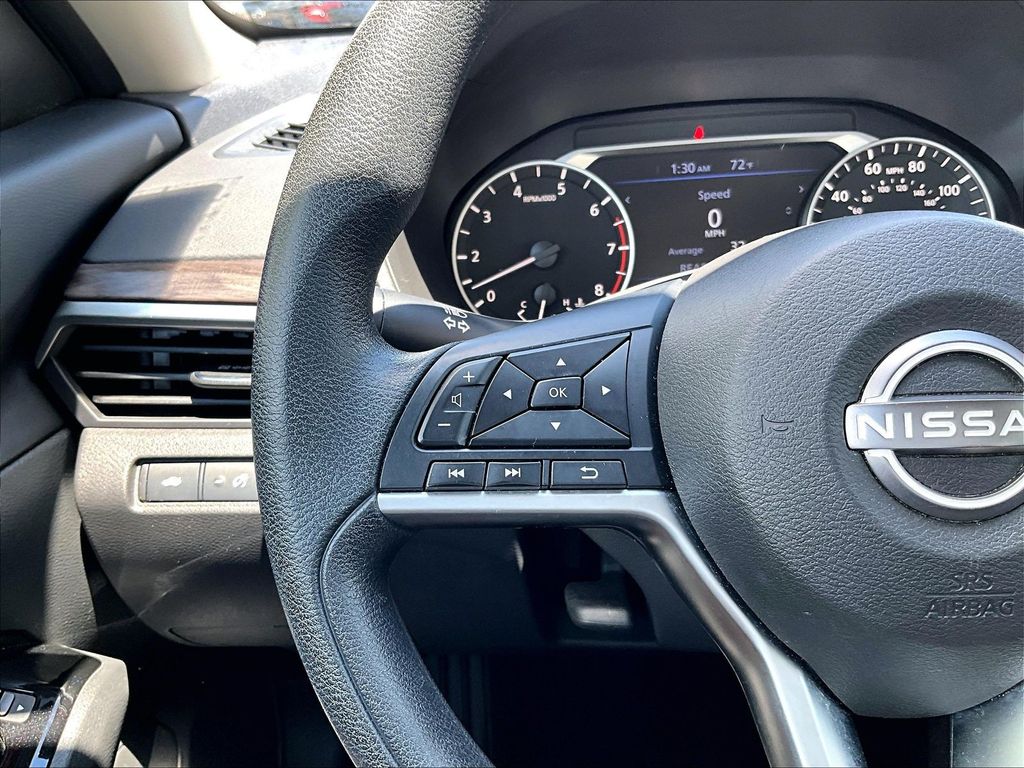 2023 Nissan Altima — photo 22