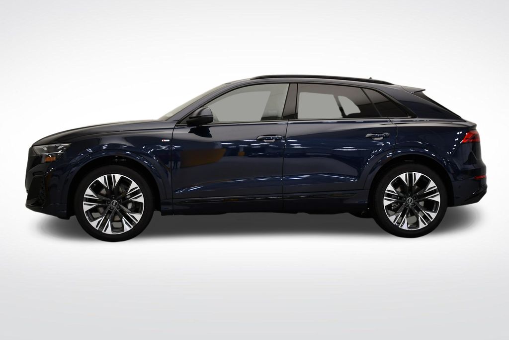 Thumbnail: 2026 Audi Q8 - 2