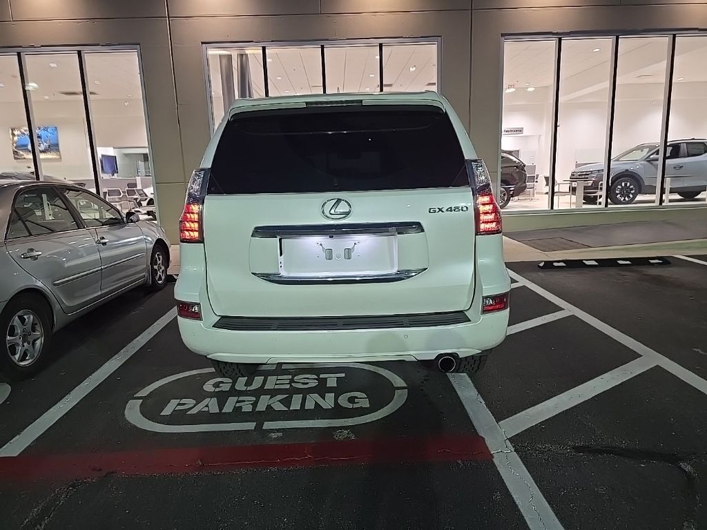 Thumbnail: 2015 Lexus GX - 6