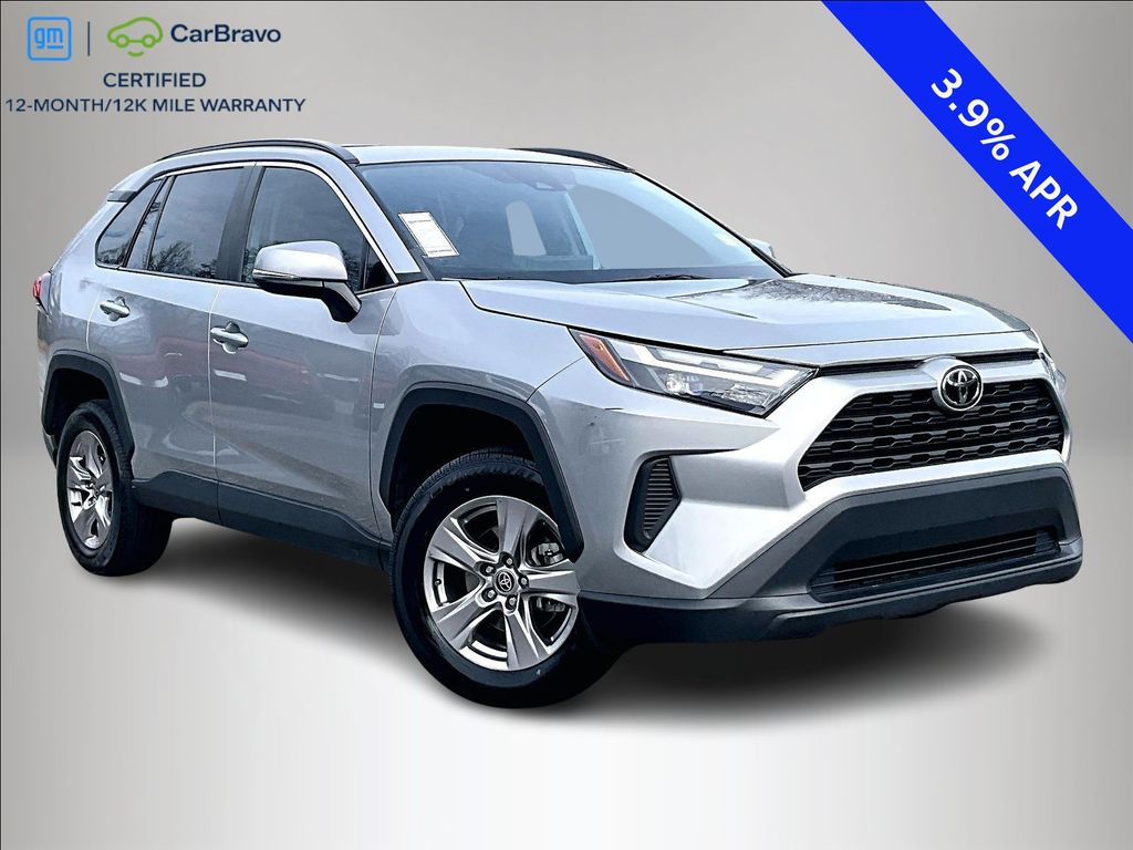2023 Toyota RAV4 XLE FWD