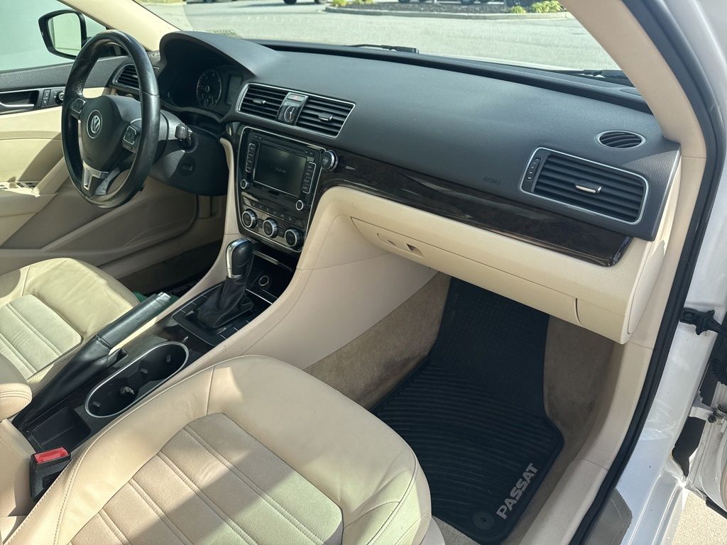 2015 Volkswagen Passat 2.0L TDI SEL Premium