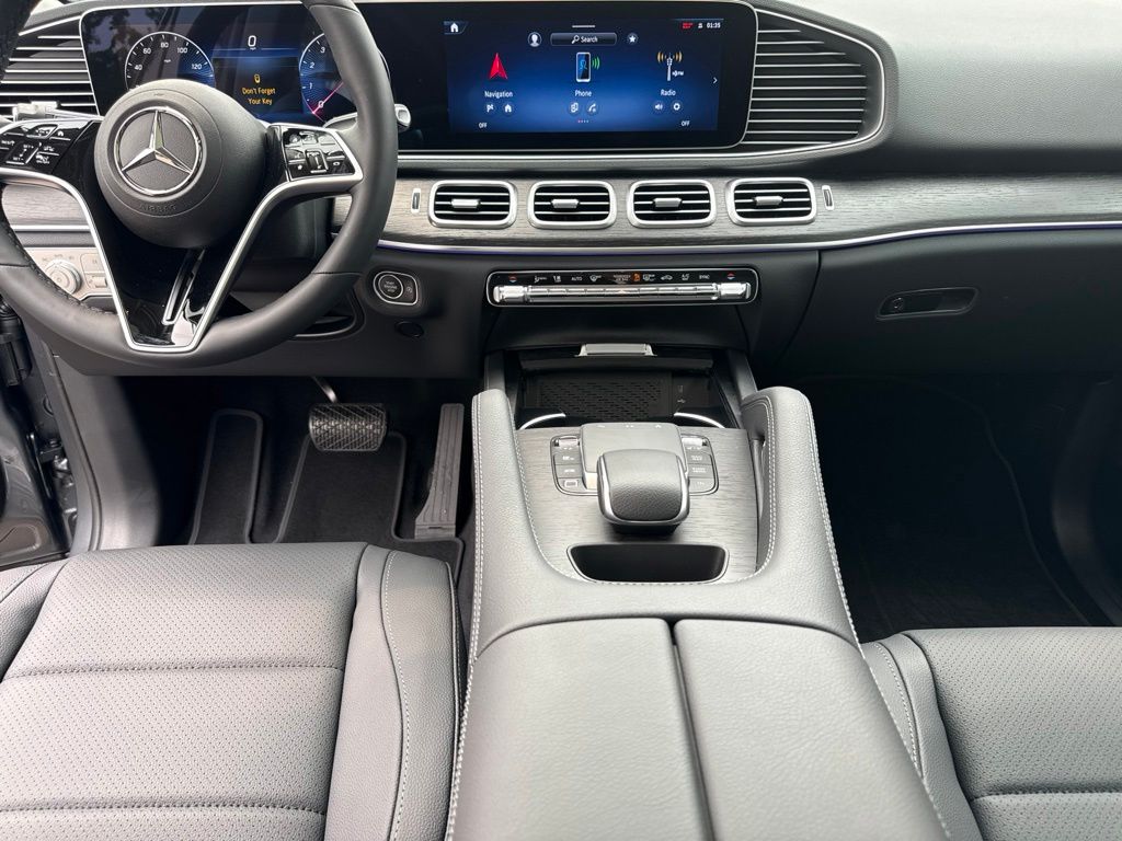 Thumbnail: 2026 Mercedes-Benz GLE - 24