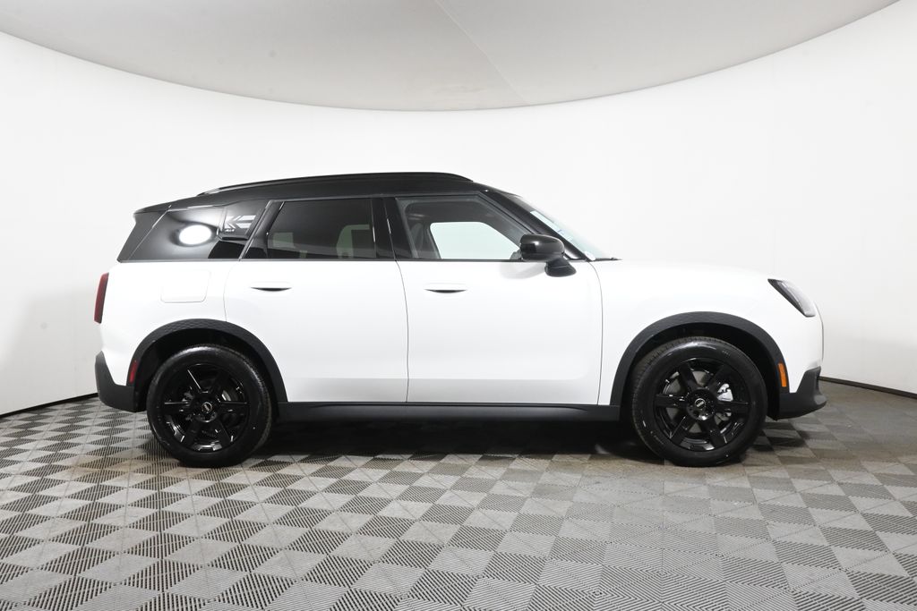 Thumbnail: 2026 MINI Cooper Countryman - 8