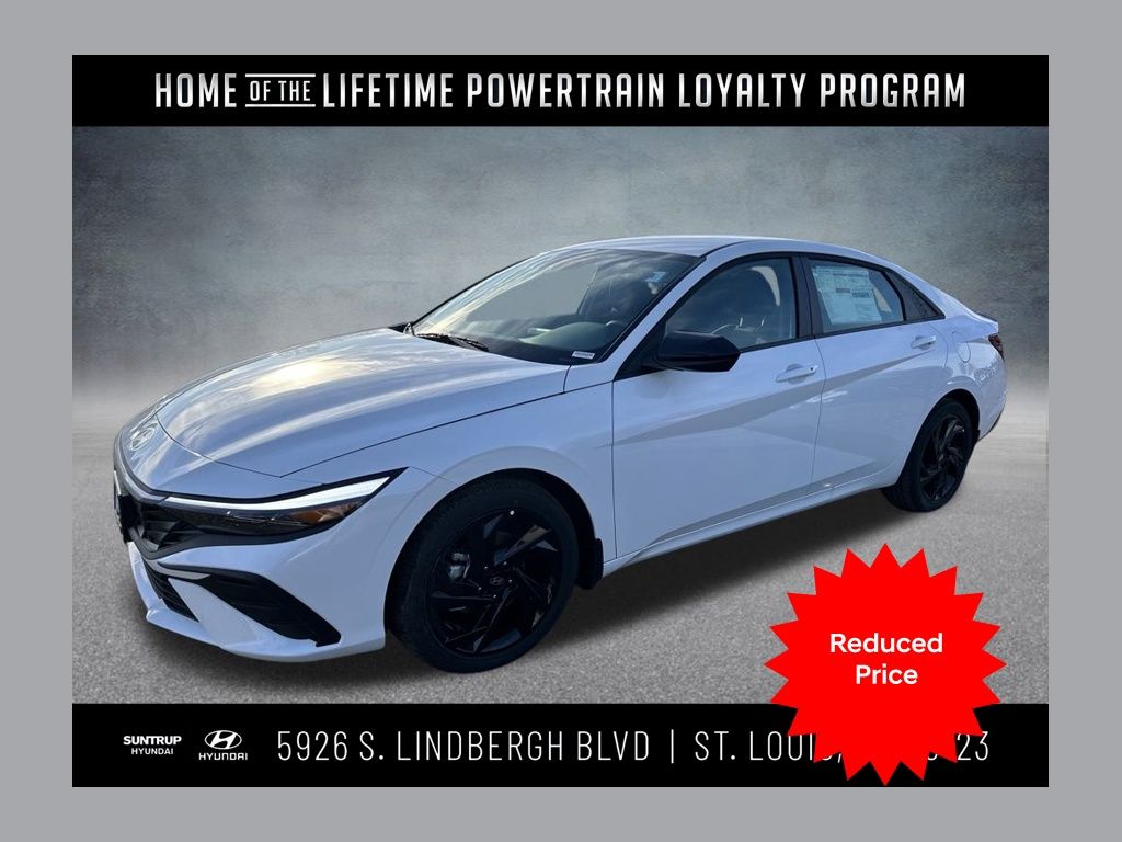 Serenity White Pearl 2026 Hyundai Elantra Sedan Front-Wheel Drive Continuously Variable Transmission