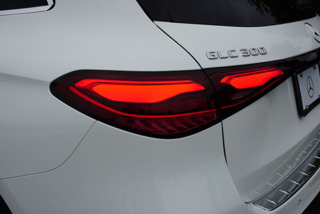 Thumbnail: 2026 Mercedes-Benz GLC - 15