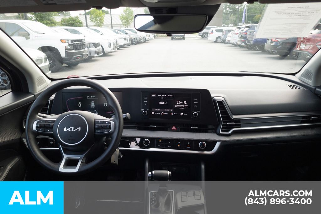2024 Kia Sportage LX photo 16