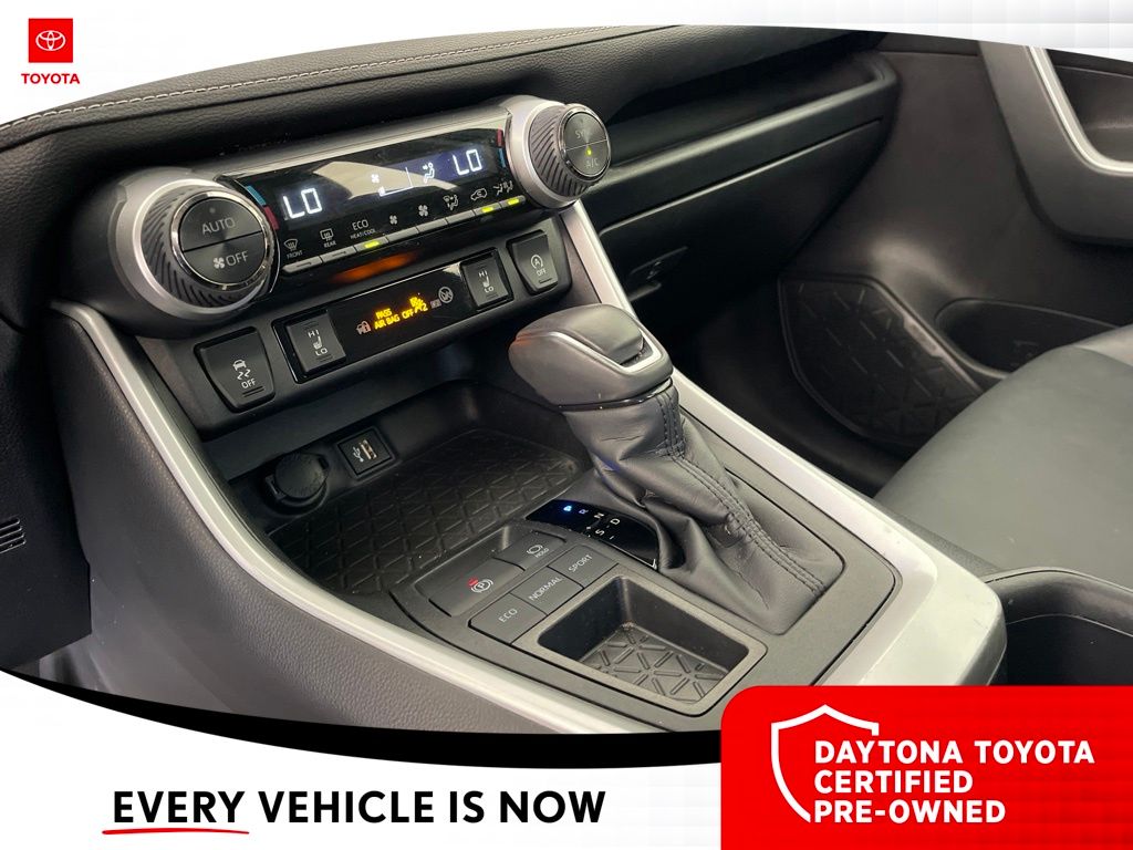 2024 Toyota RAV4 XLE Premium - Photo 29