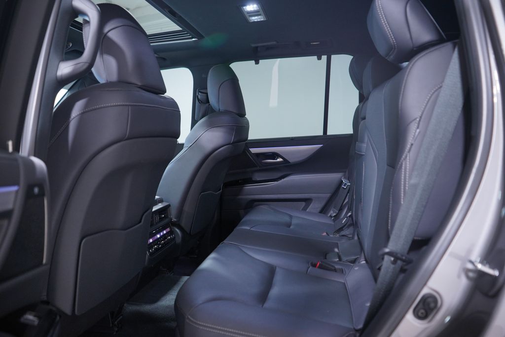 Thumbnail: 2024 Lexus LX - 9