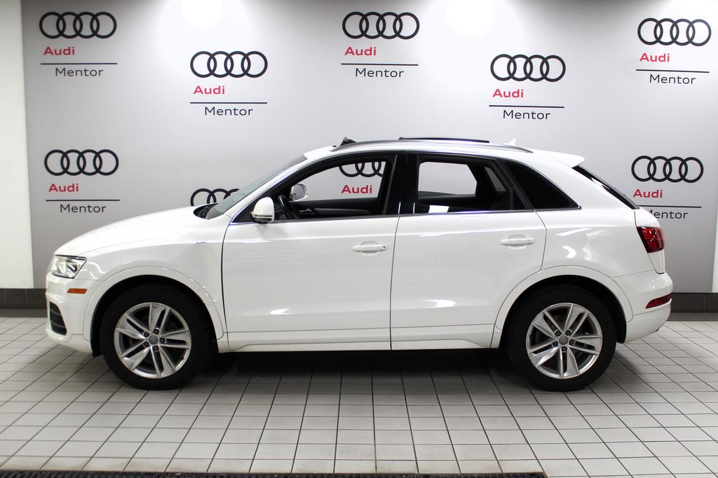 Thumbnail: 2016 Audi Q3 - 3