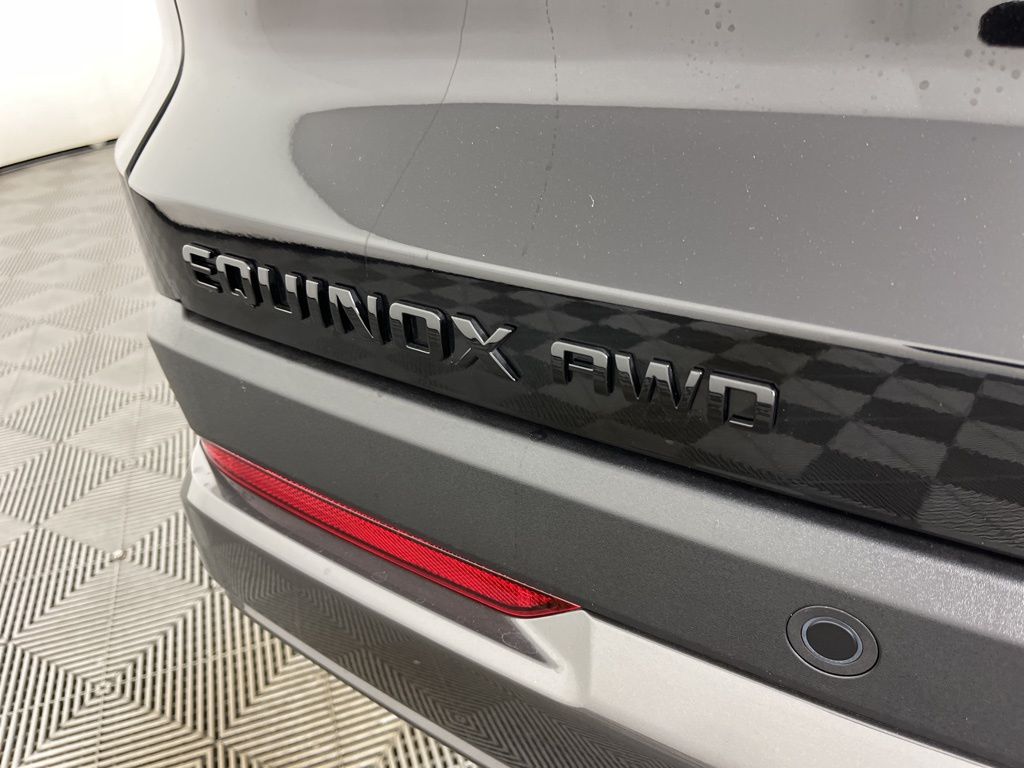 Thumbnail: 2025 Chevrolet Equinox - 3