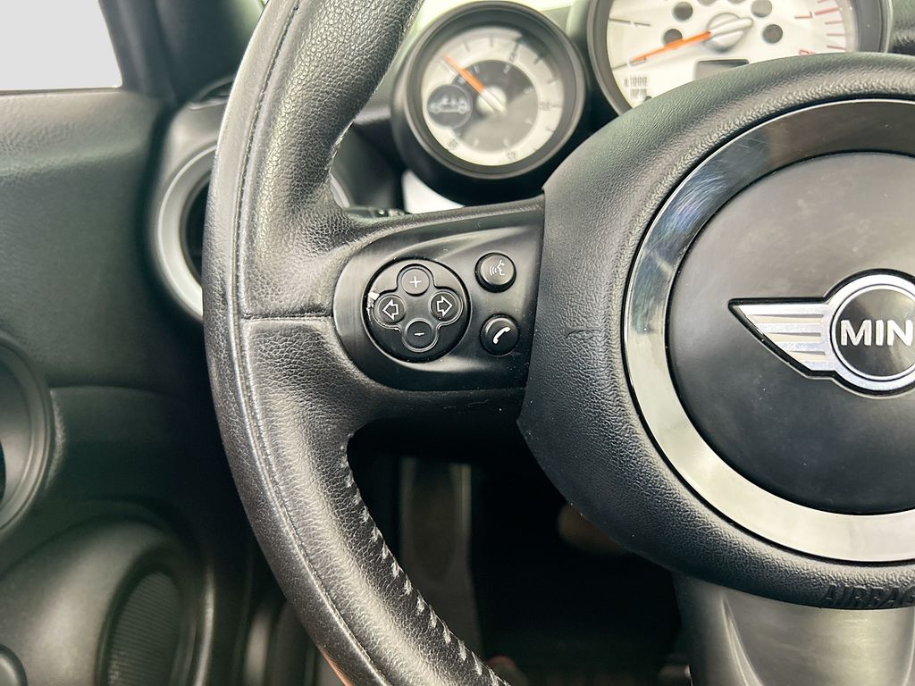 Thumbnail: 2013 MINI Cooper - 11