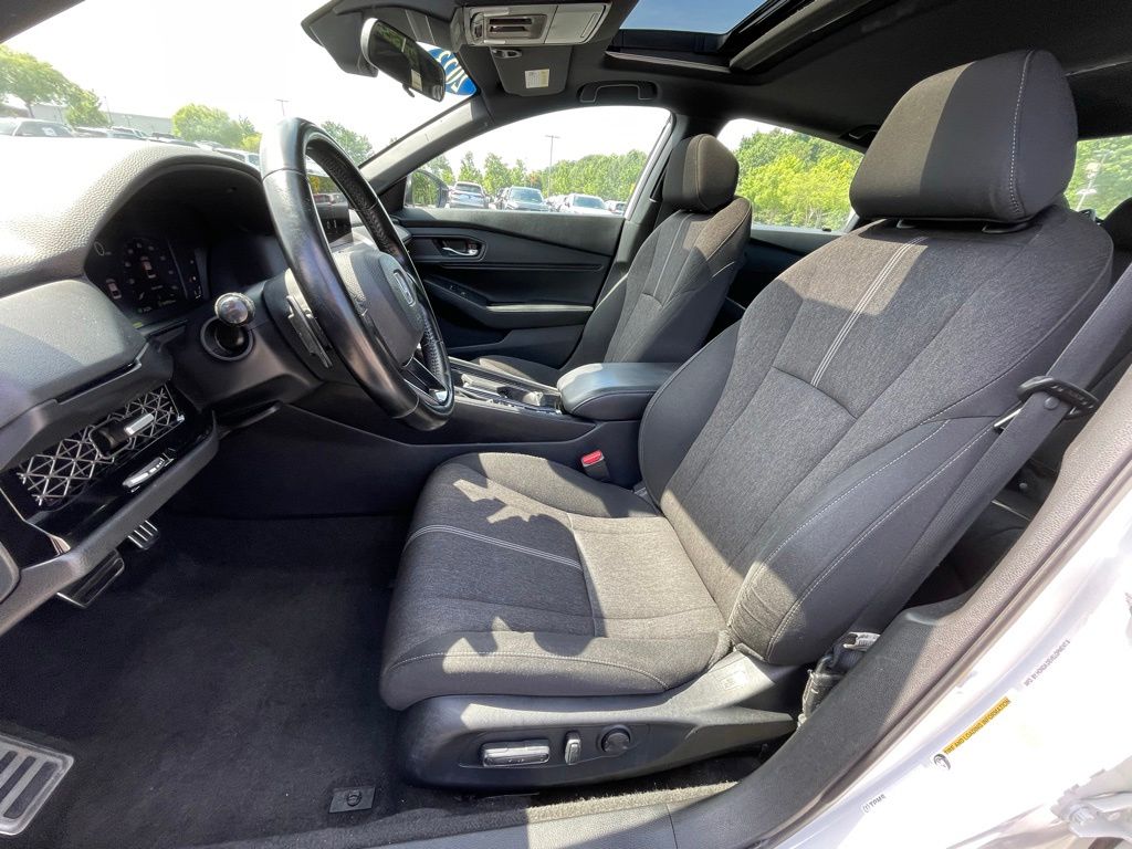Thumbnail: 2023 Honda Accord - 27