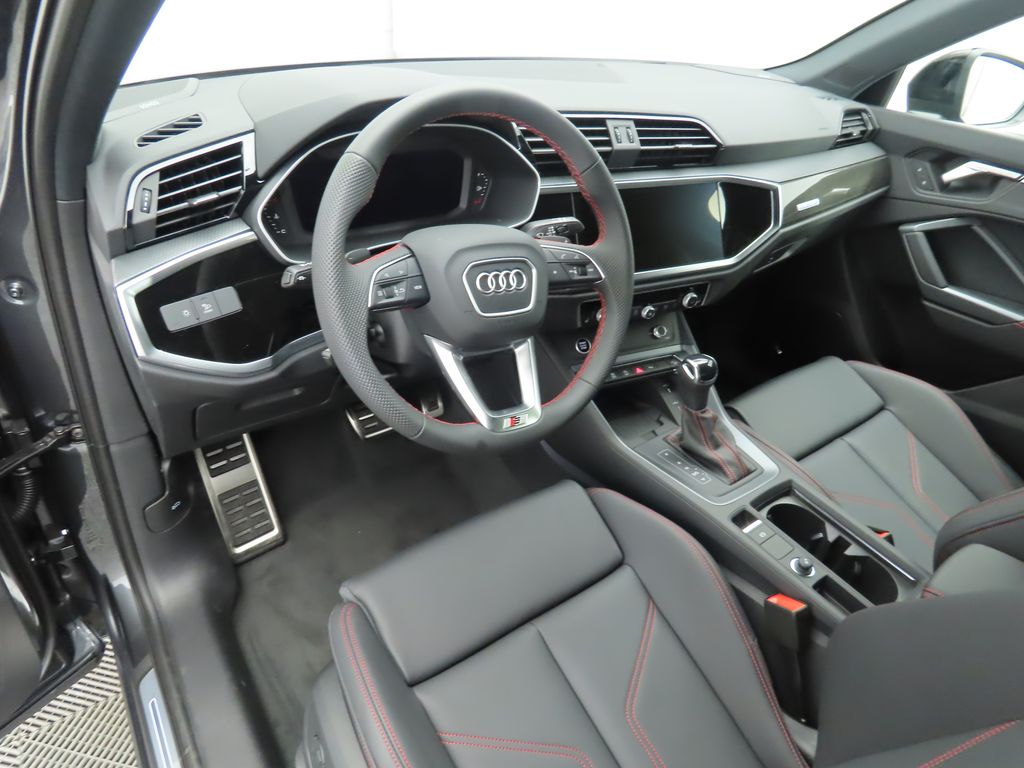 2025 Audi Q3  9