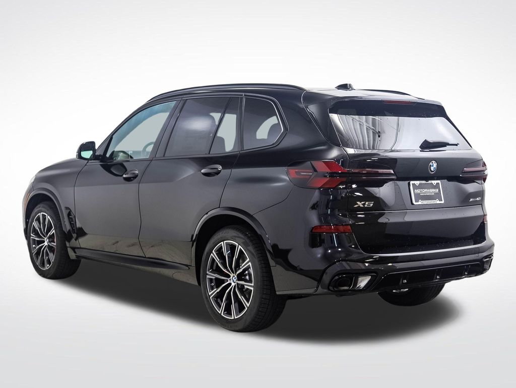 Thumbnail: 2026 BMW X5 - 3