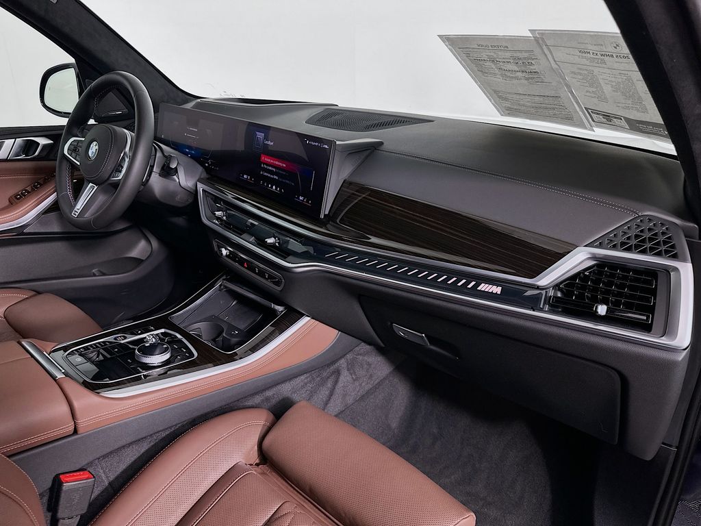 Thumbnail: 2025 BMW X5 - 30