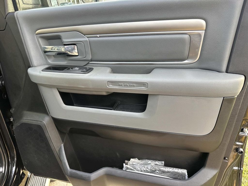 Thumbnail: 2018 RAM 2500 - 19