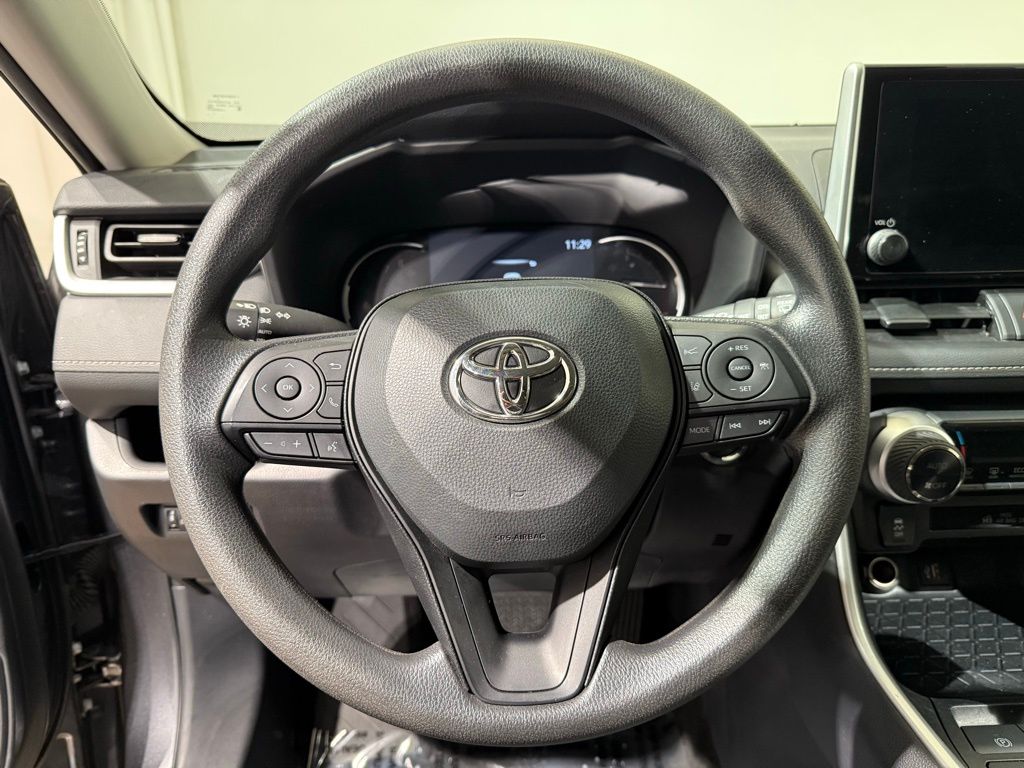 Thumbnail: 2025 Toyota RAV4 - 22