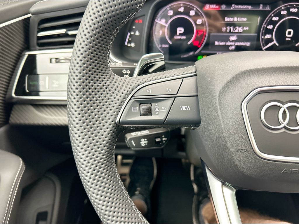 Thumbnail: 2026 Audi RS Q8 - 12