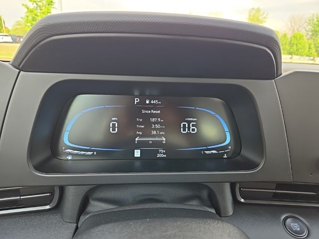 2025 Hyundai Elantra Sport 30