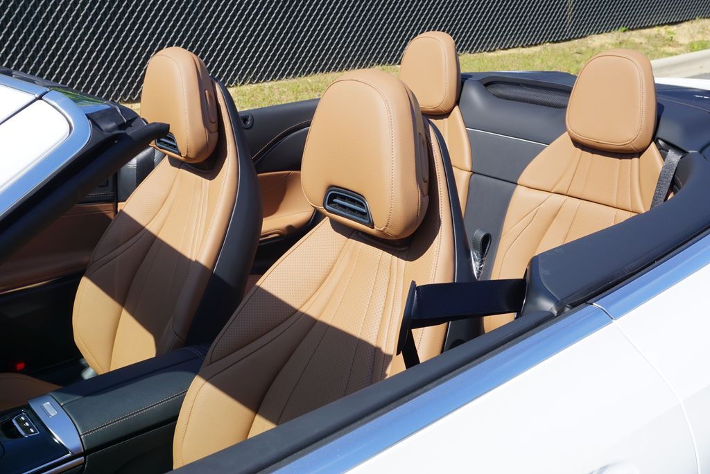 Thumbnail: 2026 Mercedes-Benz CLE - 10