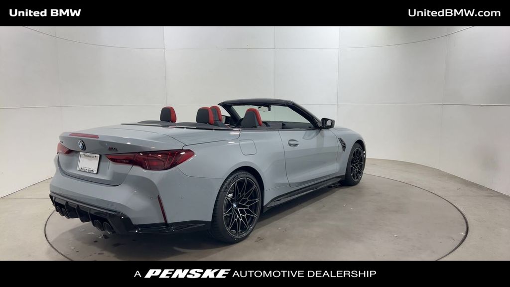 2026 BMW M4 Competition 8
