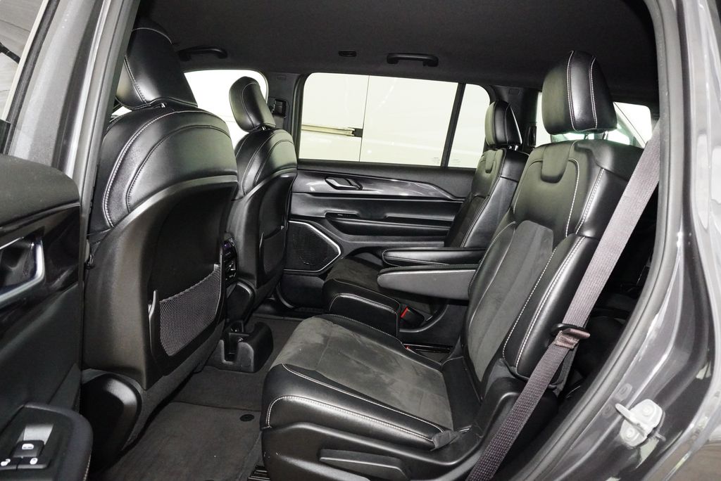 Used Car 2021 Jeep Grand Cherokee L  Altitude For Sale Under $25,000 In Weatherford, Texas