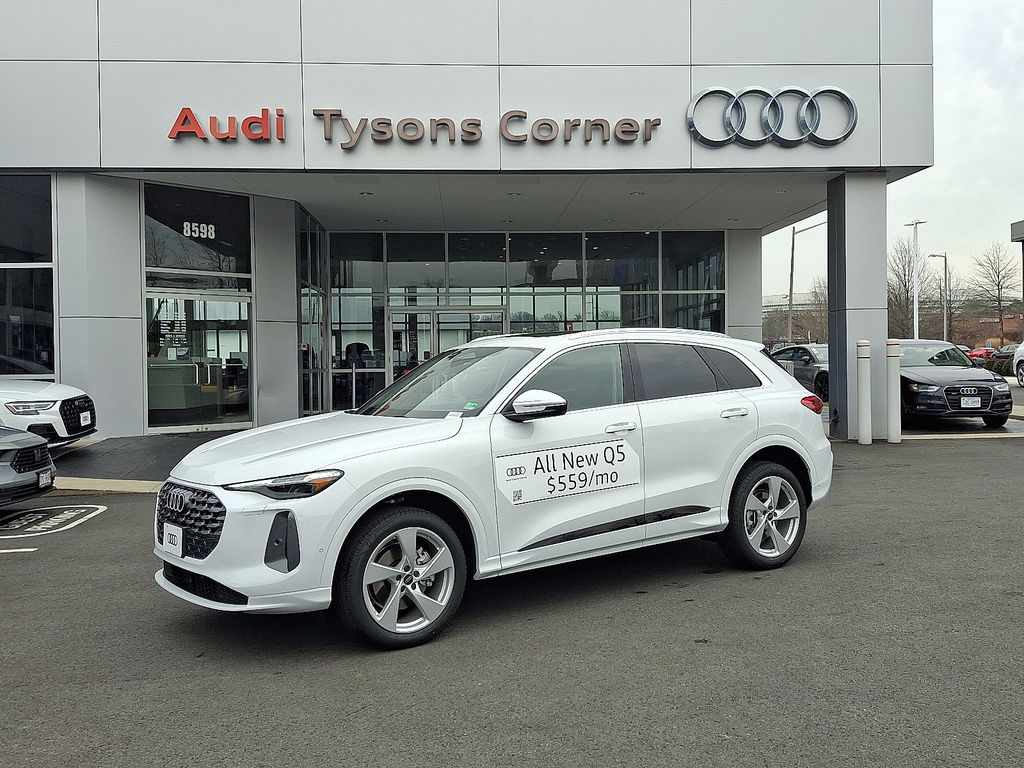 Thumbnail: 2025 Audi Q5 - 1