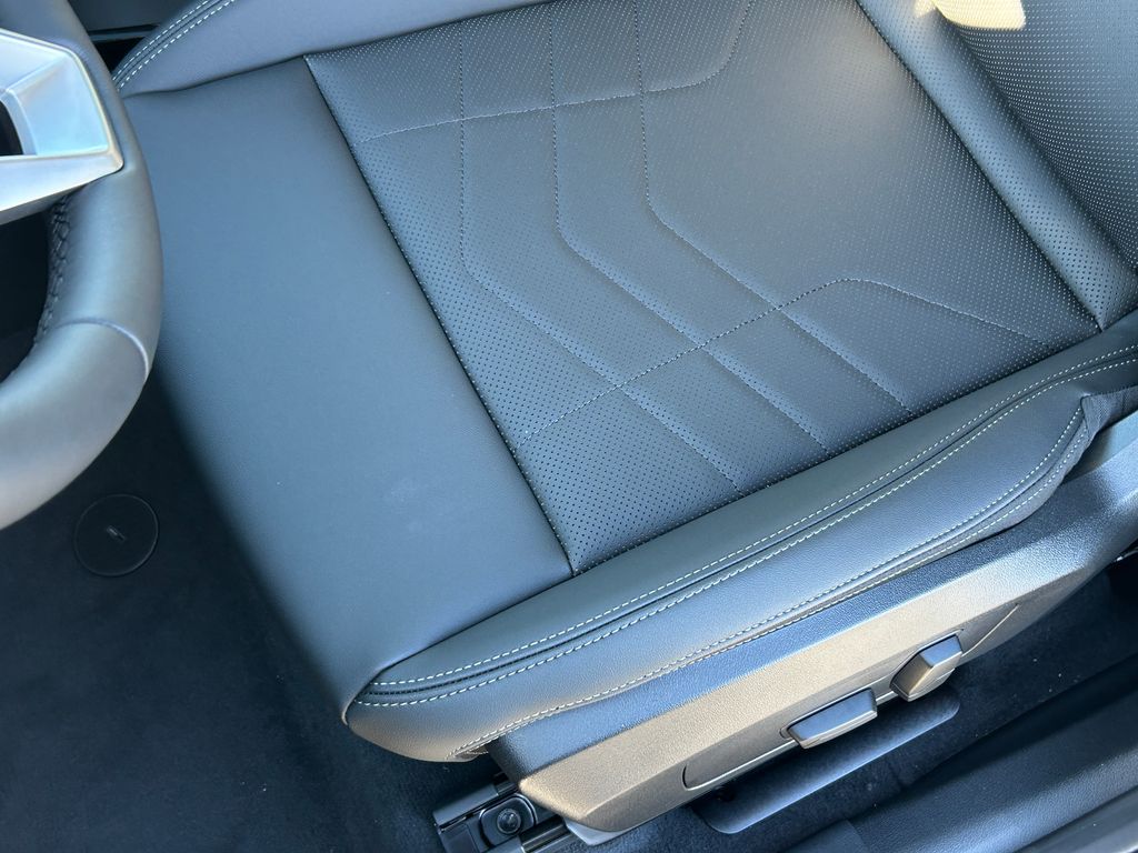 Thumbnail: 2026 BMW X1 - 15