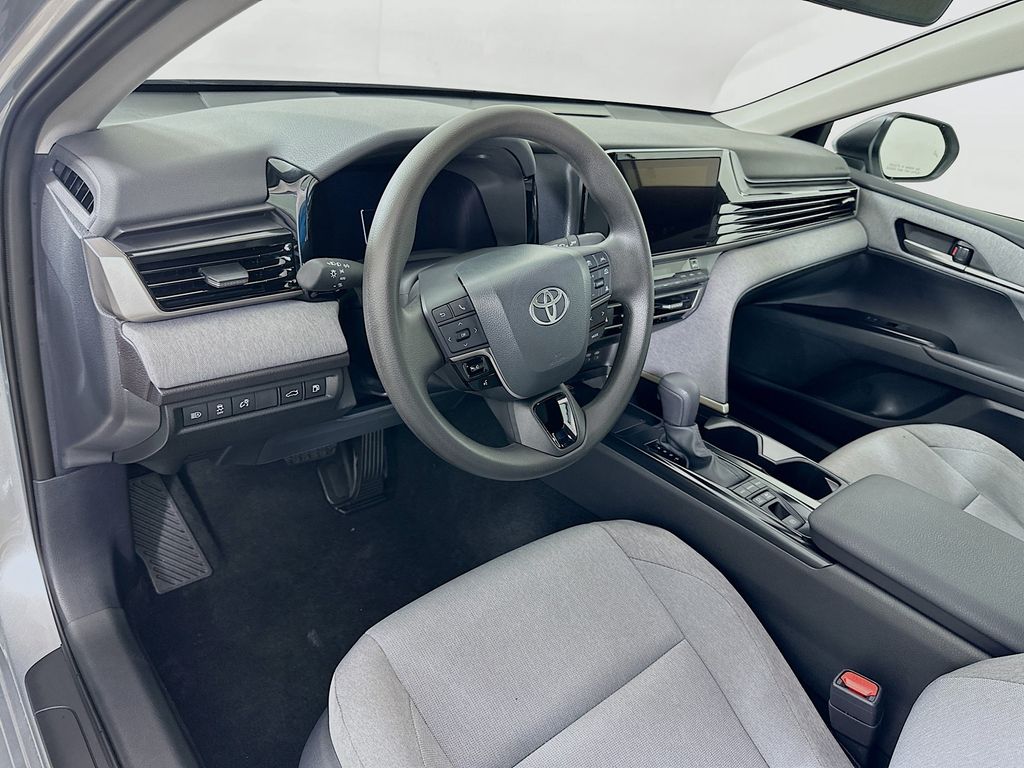 Thumbnail: 2025 Toyota Camry - 9
