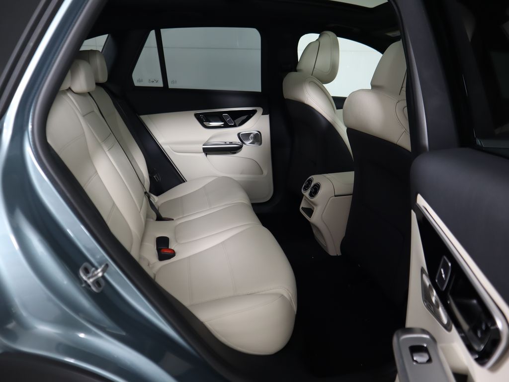 Thumbnail: 2026 Mercedes-Benz GLC - 24