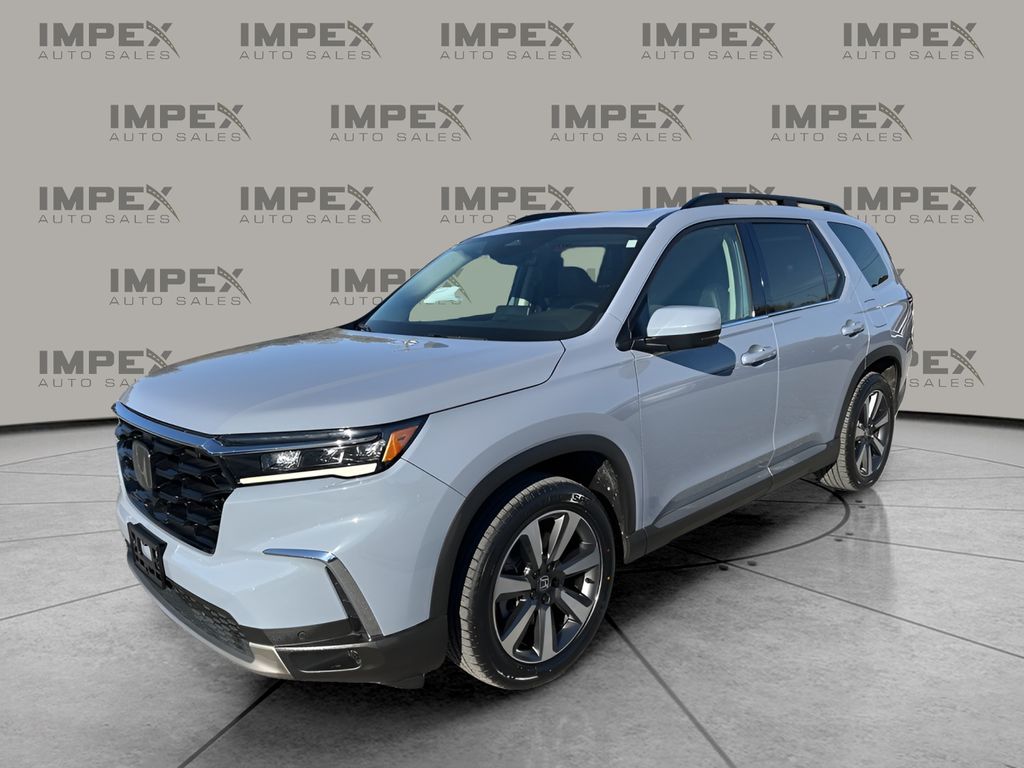2025 Honda Pilot Touring's photo