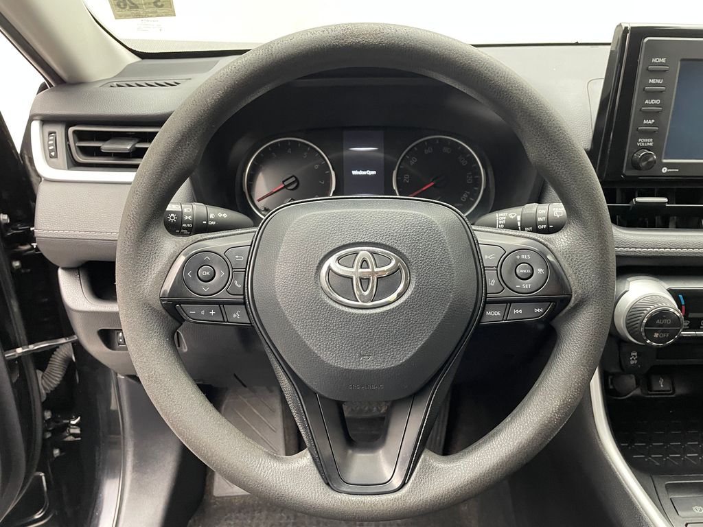 Thumbnail: 2021 Toyota RAV4 - 21