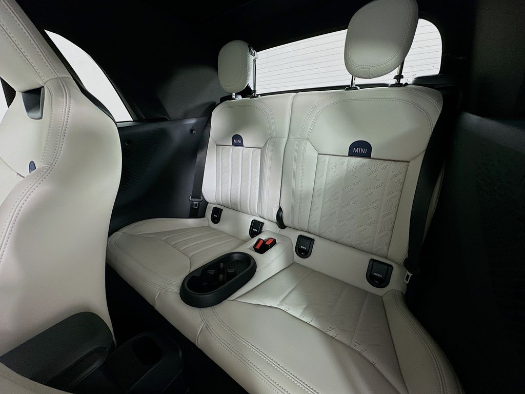 Thumbnail: 2026 MINI Cooper - 17