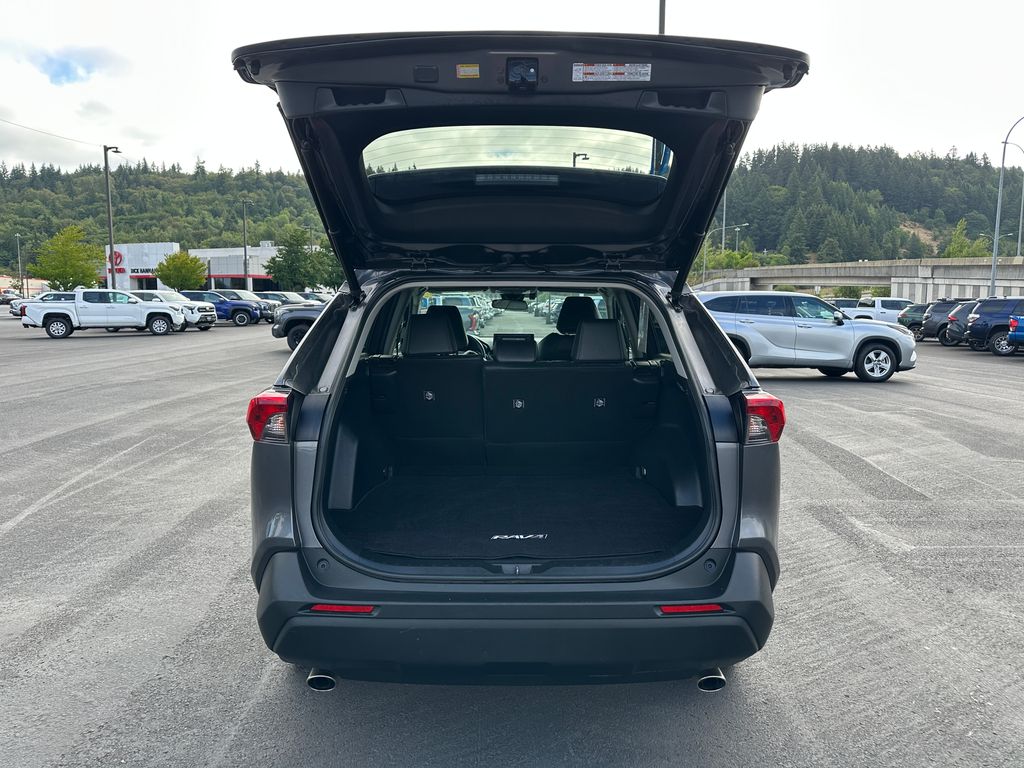 2021 Toyota RAV4 Hybrid XLE Premium