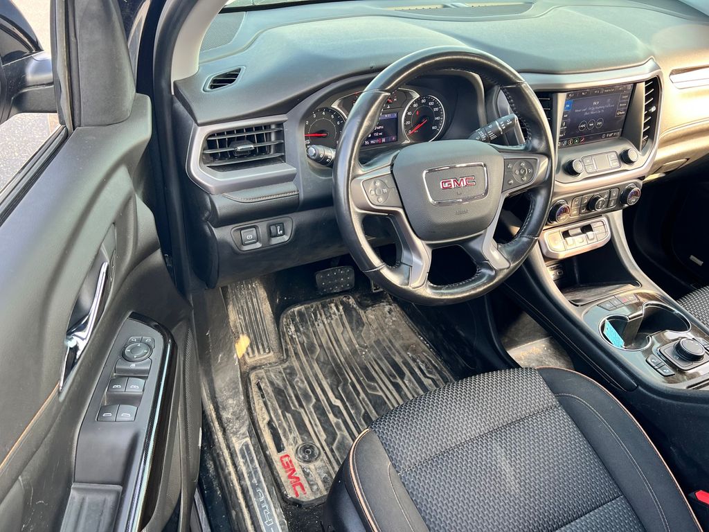 View vehicle photo 7