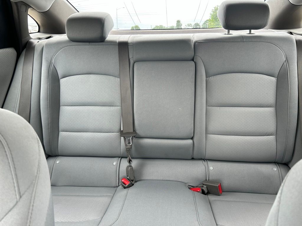 Used 2025 Chevrolet Malibu Sedan