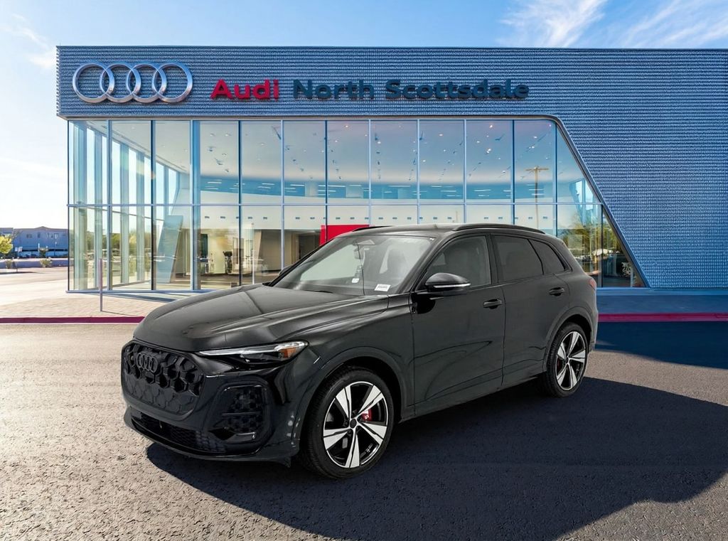 Thumbnail: 2026 Audi SQ5 - 1